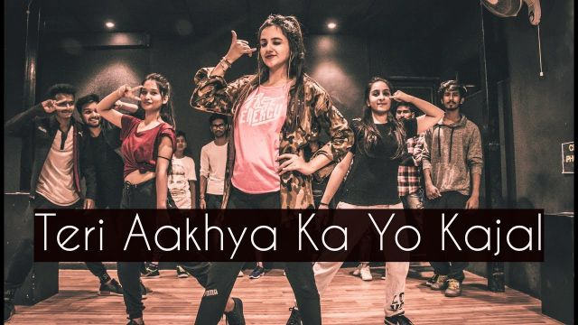 Teri Aakhya Ka Yo Kajal | ONE TAKE | Tejas Dhoke Choreography | Dancefit Live